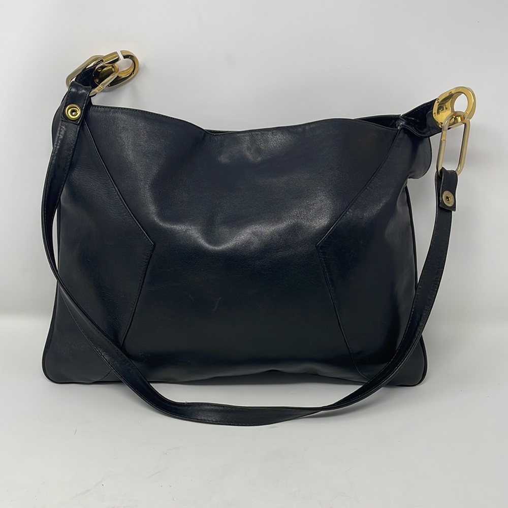 Elegant Black Leather Shoulder Bag